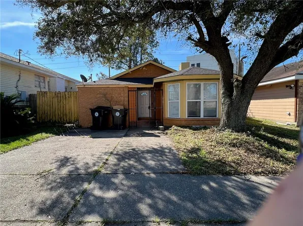 5329 Forest Park Ln, New Orleans, LA 70131