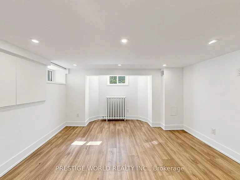 290 Jedburgh Rd — Photo 22
