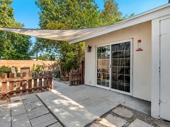 23101 Lanark St #2, Canoga Park, CA 91304