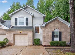 1400 Otterbourne Ct, Chesapeake, VA 23320