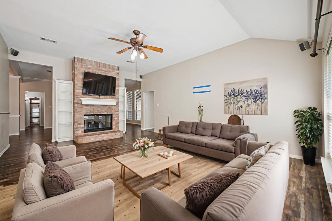 next background image