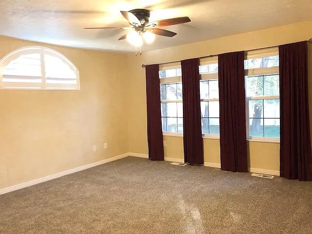 13228 S 2600 W — Photo 6