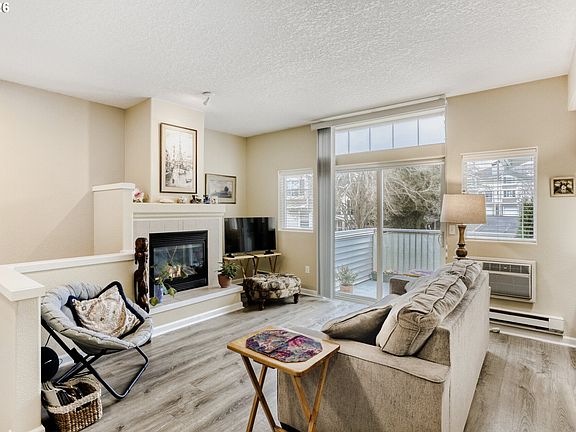 3rd image of 14655 SW Beard Rd Unit 202