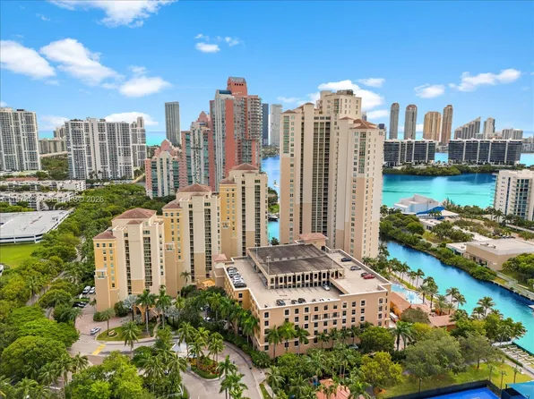 3340 NE 190th St APT 204, Aventura, FL 33180