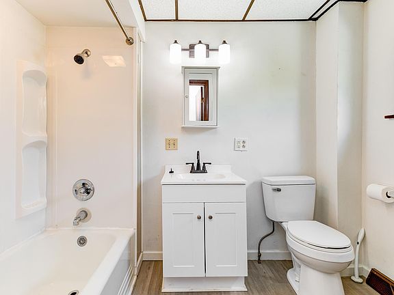 5th image of 1401 4th Ave APT 1