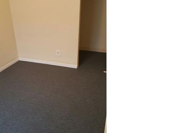 4th image of 850 N Hamlin Ave