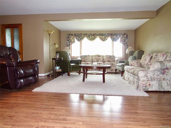 3rd image of 236 Villa Ave