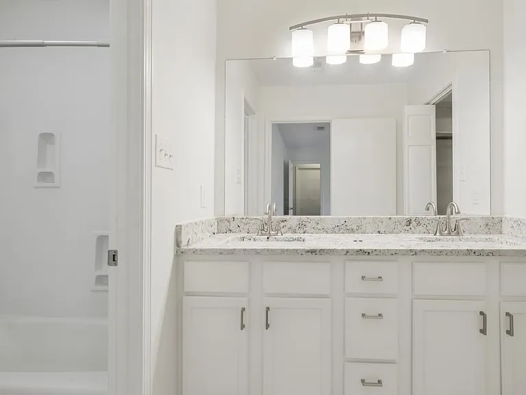 7738 Menlo Dr — Photo 4