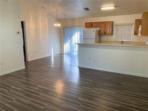 4th image of 443 Jay Ct
