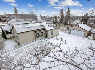 1209 Division St, Manitowoc, WI 54220