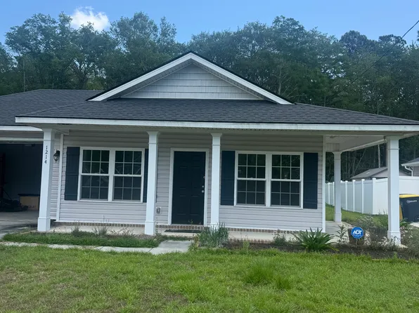 1214 Market Street Ext, Darien, GA 31305