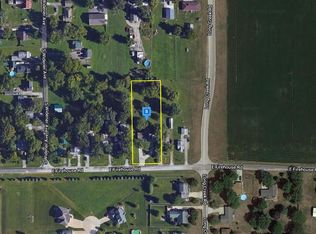 6650 E Firehouse Rd, Decatur, IL 62521