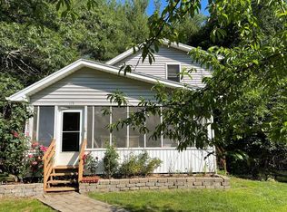 615 Cardinal Rd, Galax, VA 24333