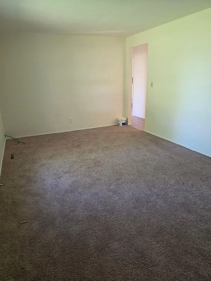 Charming 2 Bedroom Home — Photo 1