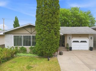 914 Trotter Cres, Saskatoon, SK S7L3R1