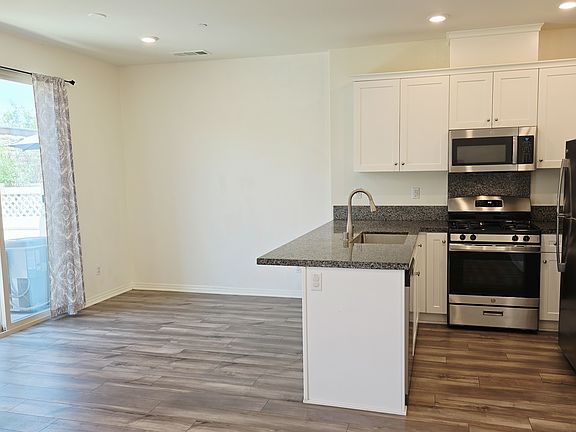 4th image of 24110 Tuscany Ave Unit 1803