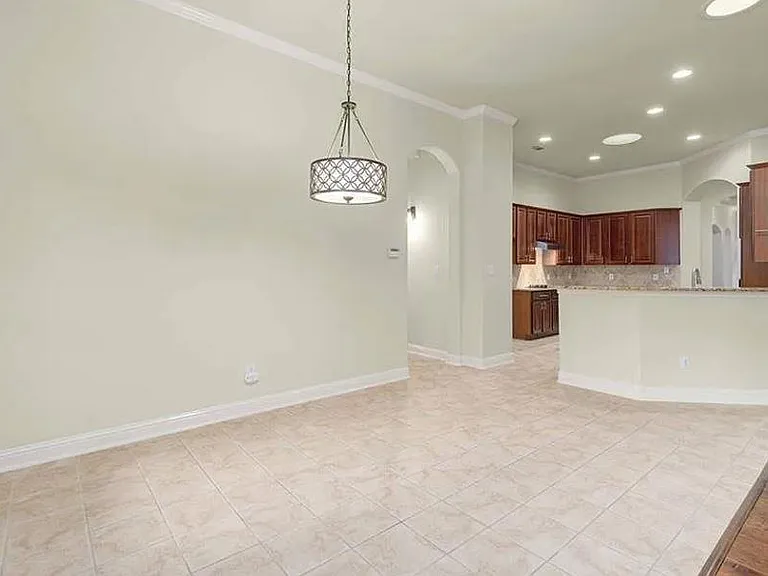 11405 Larue Belle Ln — Photo 6