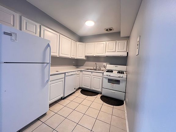 5th image of 1227 S Harlem Ave APT 507