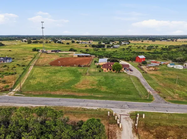 10085 Fm 775, La Vernia, TX 78121