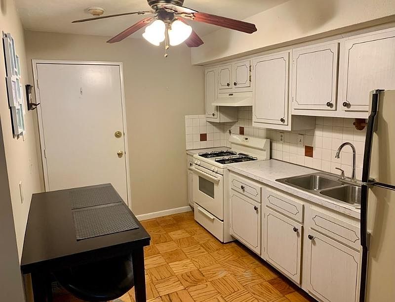 1st image of 205 Independence Ave #201