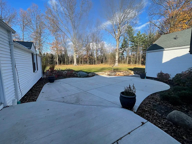 7050 Wilson Mills Rd — Photo 16