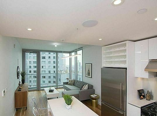 1st image of 434 Albee Sq #15I