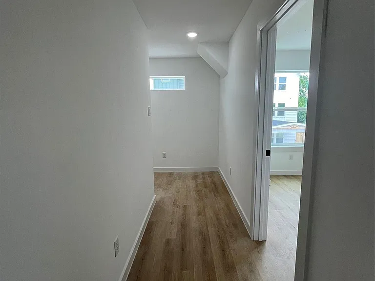 8605 Wileyvale Rd #B — Photo 11