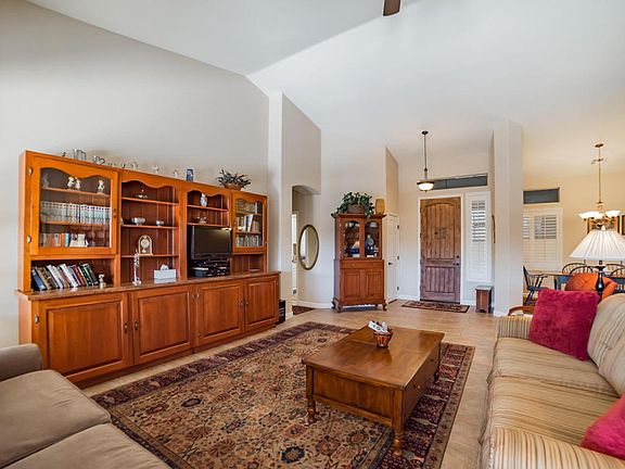 4th image of 2370 E Bluejay Bluff Ln