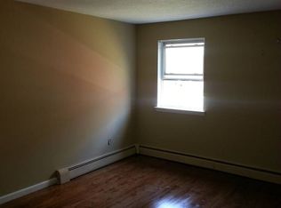 215 Barnum Ave APT C1, Bridgeport, CT 06608