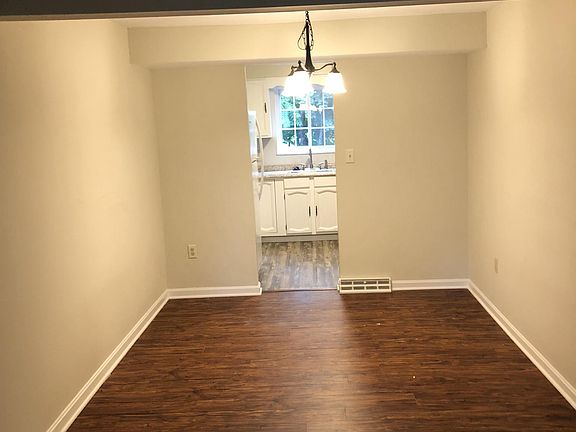 2nd image of 1004 Sewickley Heights Dr