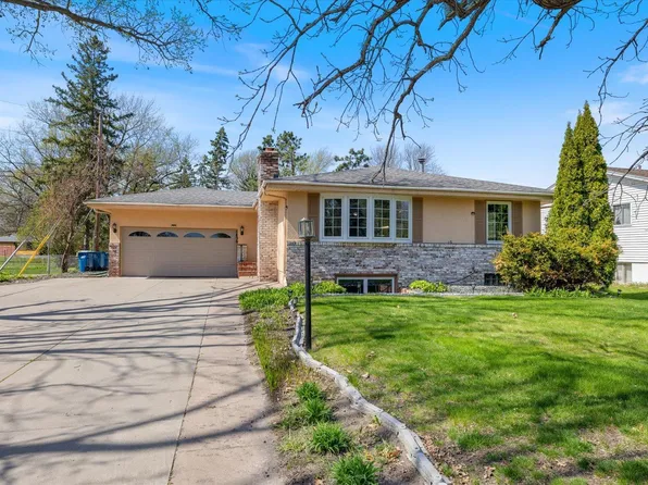 1436 E Old Shakopee Rd, Bloomington, MN 55425