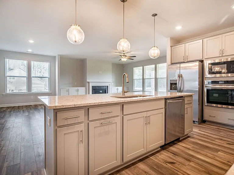 179 Castle Pond Way — Photo 34
