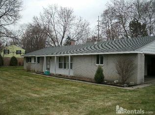 6991 N Adams Rd, Bloomfield Hills, MI 48304