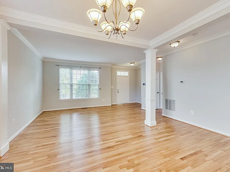 43537 Clivedon Ct — Photo 7
