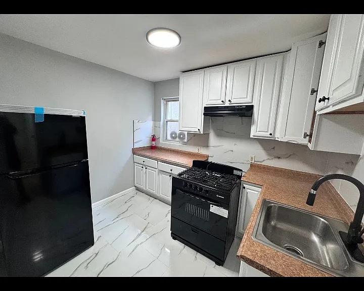 50 Halstead St #2L — Photo 1