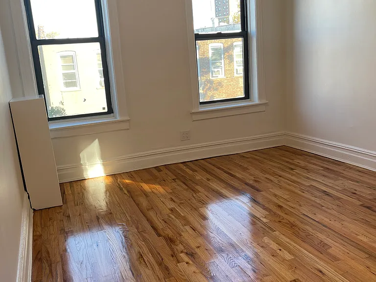 979 Thomas S Boyland St #2 — Photo 6