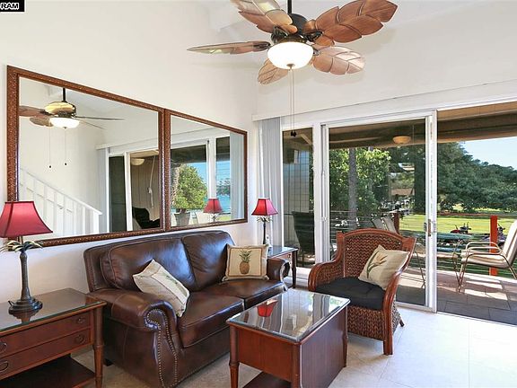 Second view of sitting area in living rom.