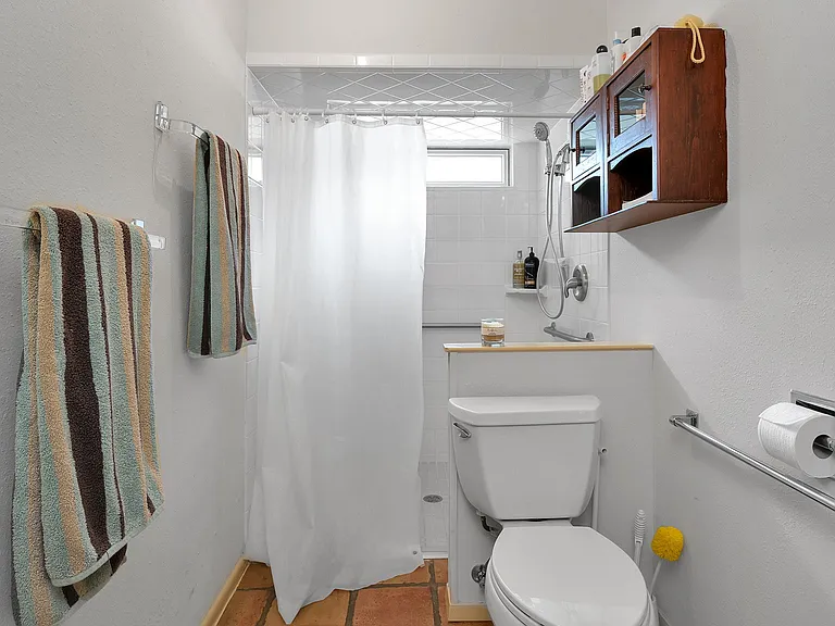 5641 Parkcrest Dr — Photo 26
