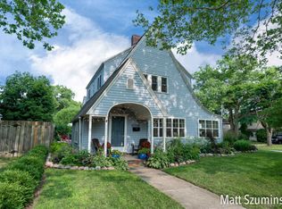 1056 Calvin Ave SE, Grand Rapids, MI 49506