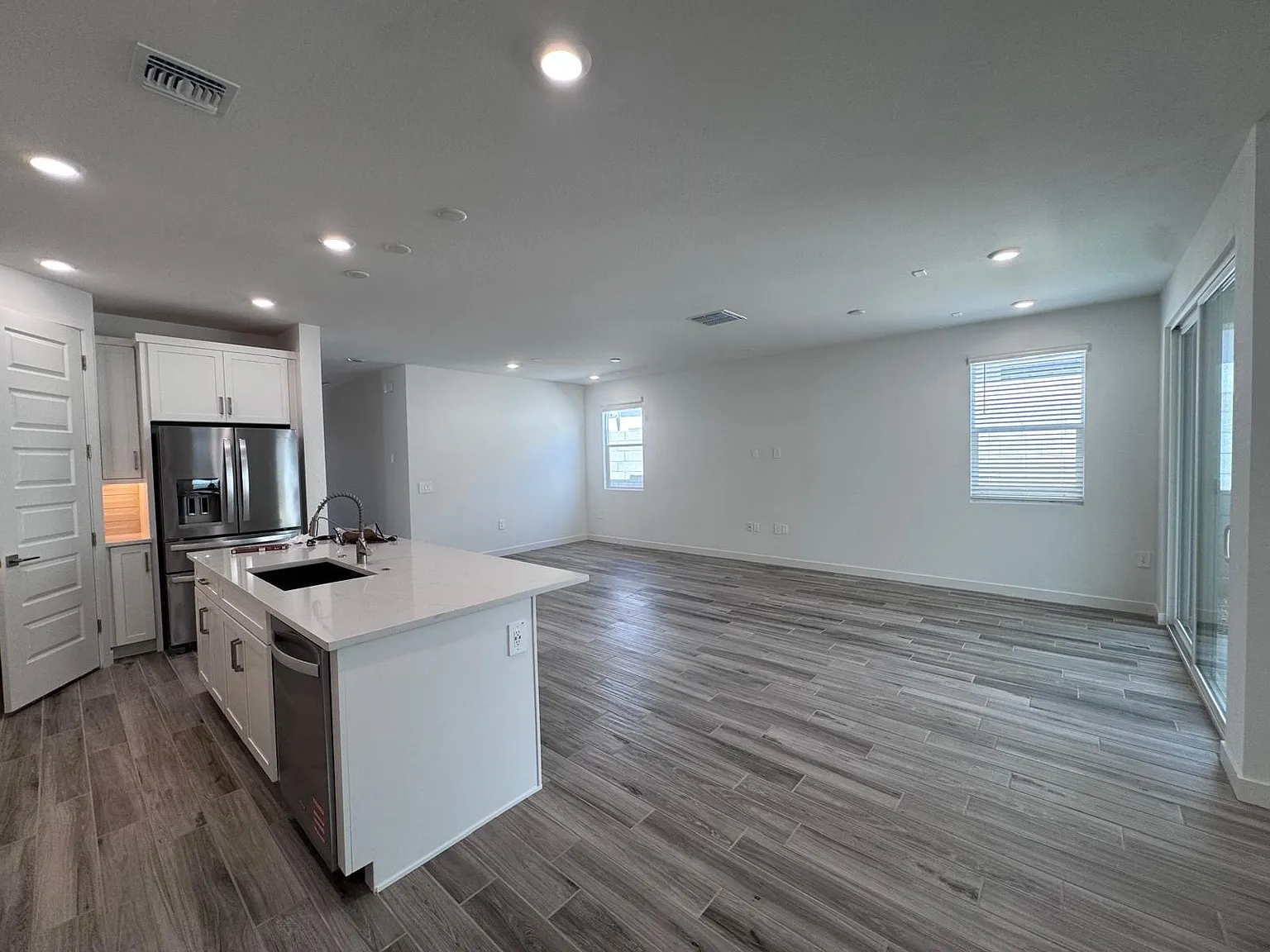 25115 N 27th Way — Photo 2