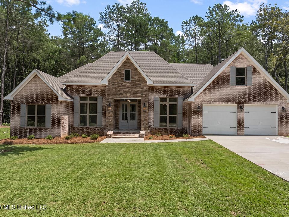 1st image of 6 Shadow Ridge Dr
