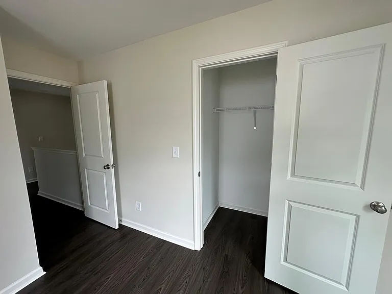 440 Couples Dr — Photo 12