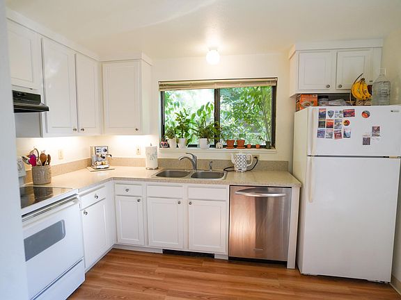 Kitchen with new cabinets and new countertops