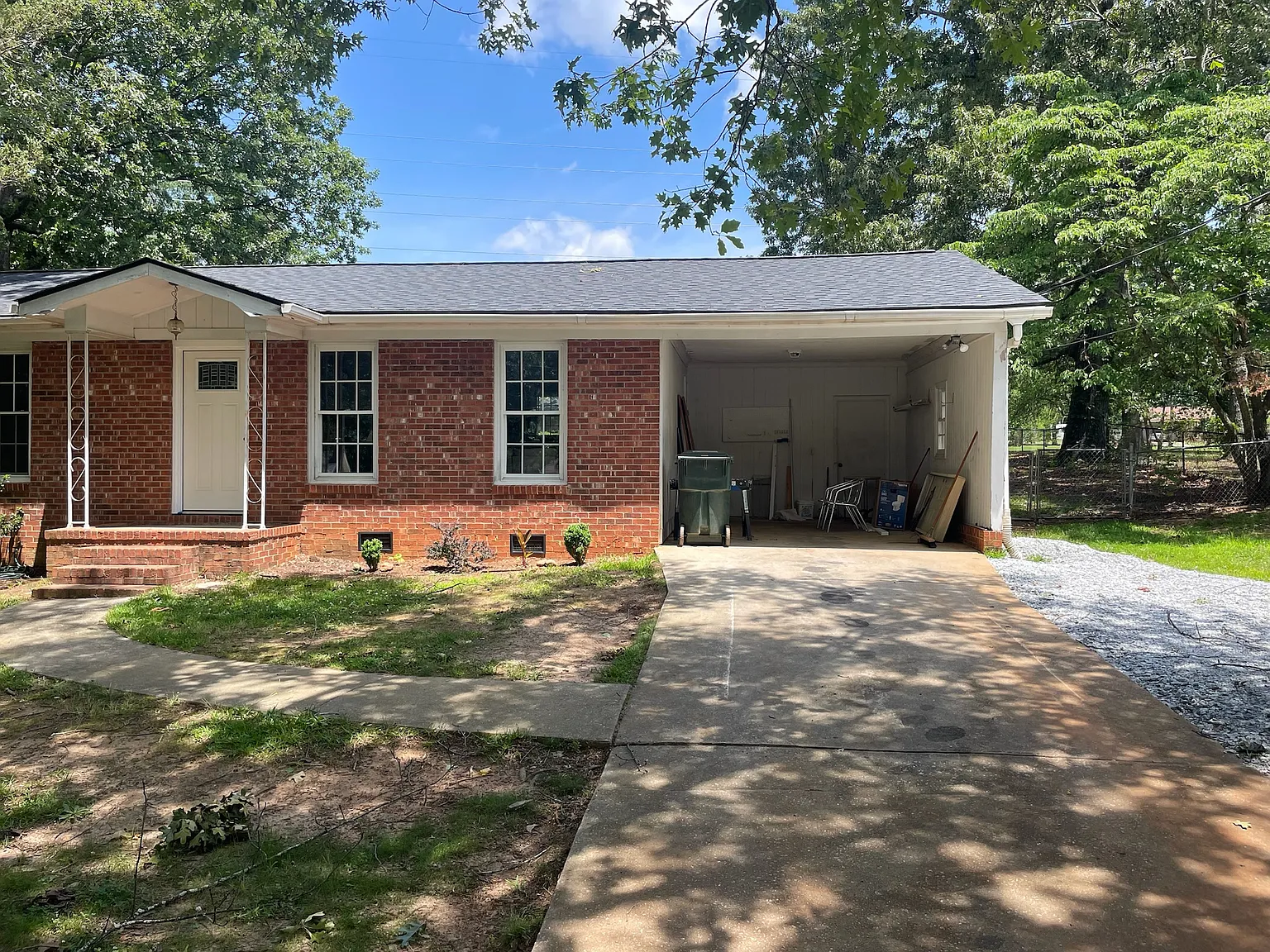 3 bed, 1425 sqft, $1,850 — Photo 1
