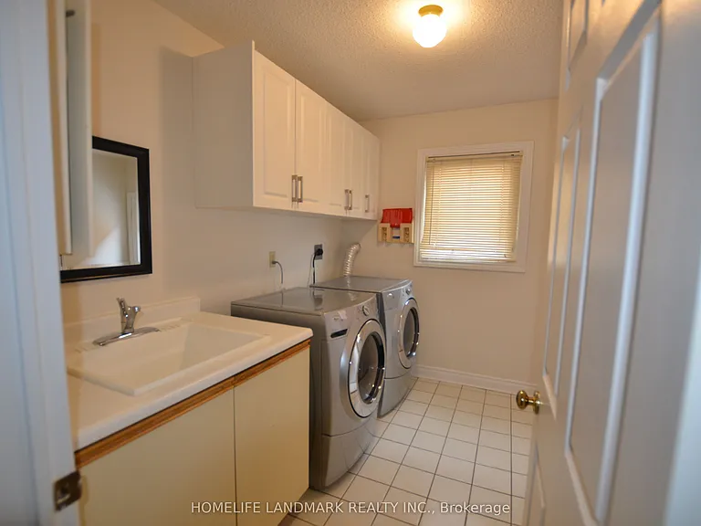 129 Lyndhurst Dr — Photo 26