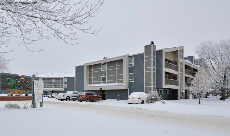 1st image of 425 115th St E #122