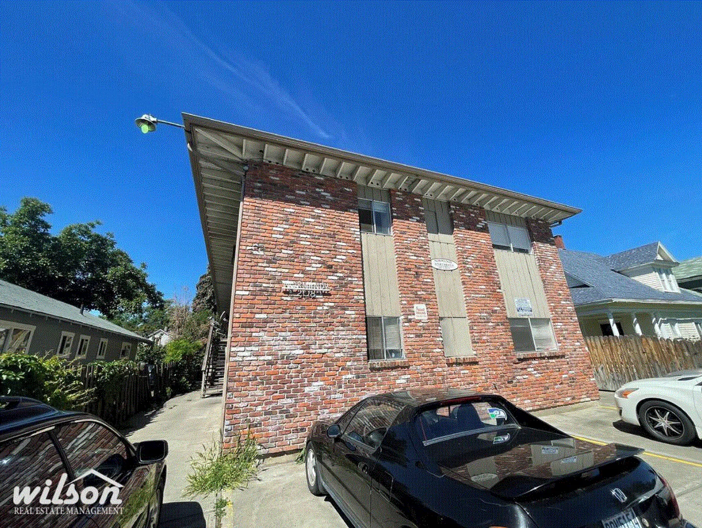 208 N 6th St APT 5 photo 1