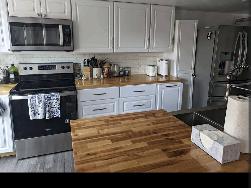 Open kitchen with island