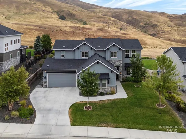 2400 S Trapper Pl, Boise, ID 83716