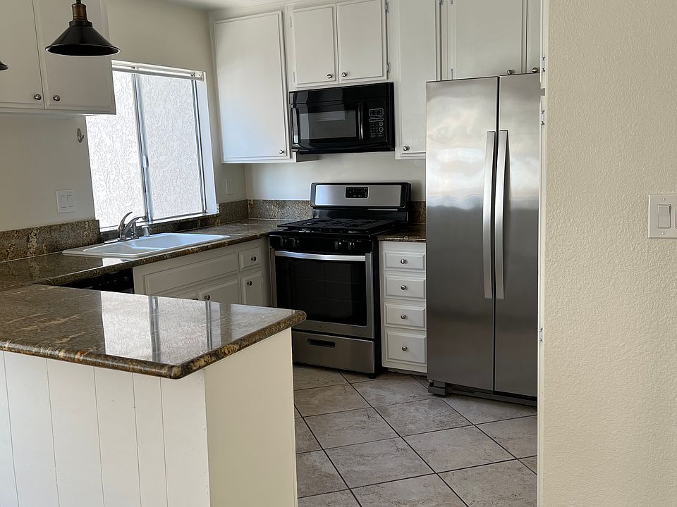 1st image of 1101 Laveta Ter APT 8
